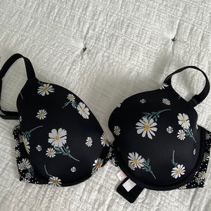 PINK wear everywhere lightly lined bra